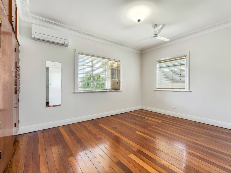 23 Leiper Street, Stafford QLD 4053