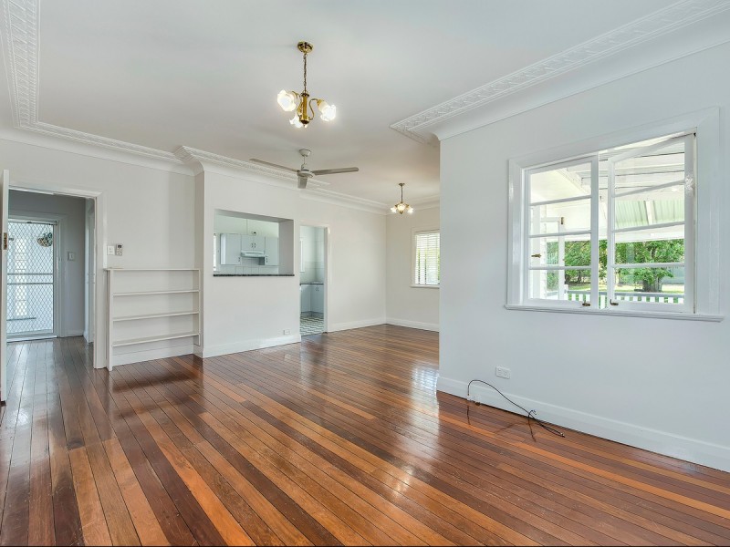 23 Leiper Street, Stafford QLD 4053