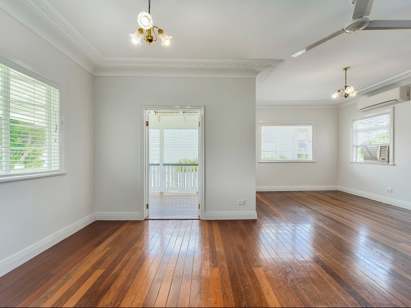 23 Leiper Street, Stafford QLD 4053