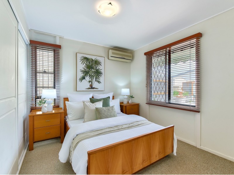 6 Widmark Street, Stafford Heights QLD 4053