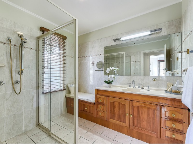 6 Widmark Street, Stafford Heights QLD 4053