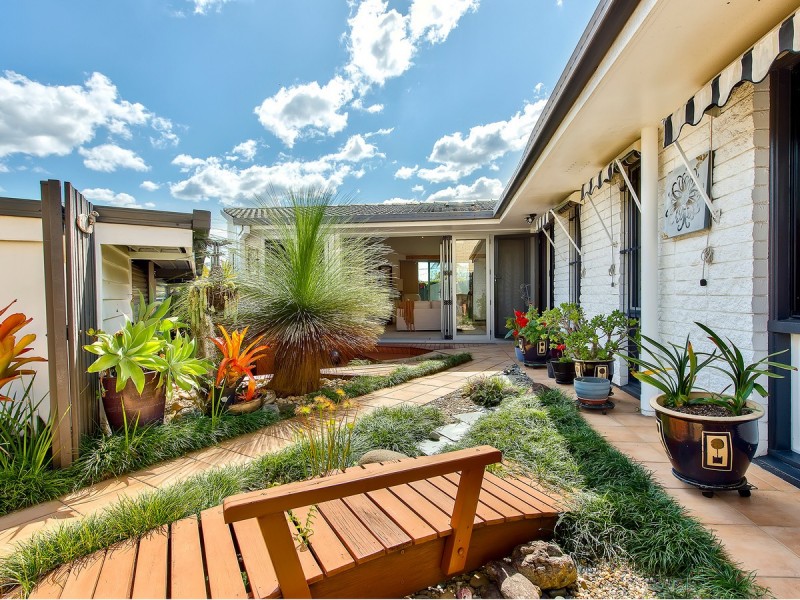 6 Widmark Street, Stafford Heights QLD 4053