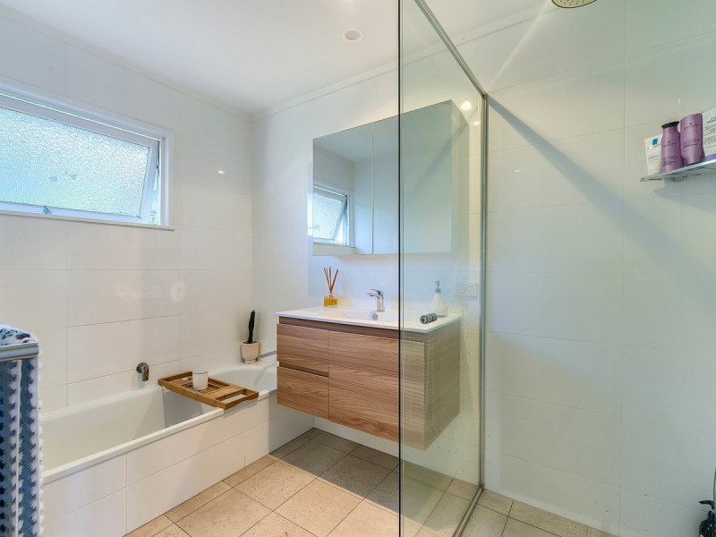 91 Glen Kedron Lane, Kedron QLD 4031