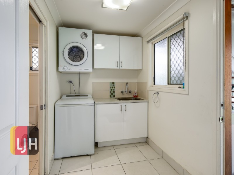 12 Eleventh Avenue, Kedron QLD 4031