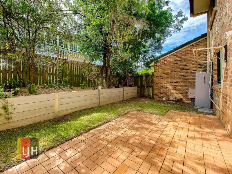 2/96 Broughton Road, Kedron QLD 4031