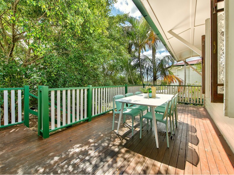 8 Kedron Street, Kedron QLD 4031