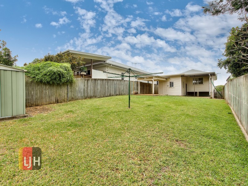 No. 75 Reuben Street, Stafford QLD 4053