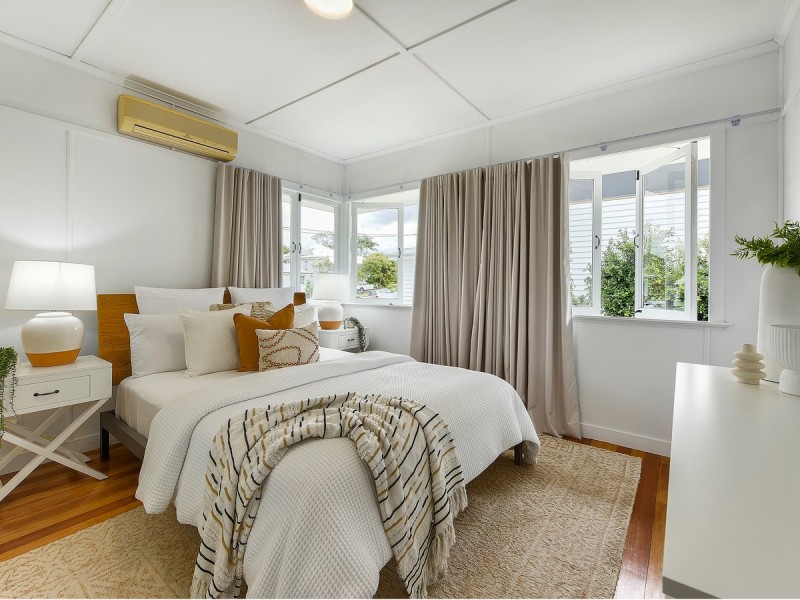 15 Allowrie Street, Stafford QLD 4053