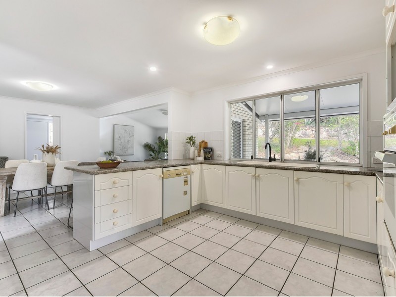 29 Berkeley Place, Ferny Grove QLD 4055