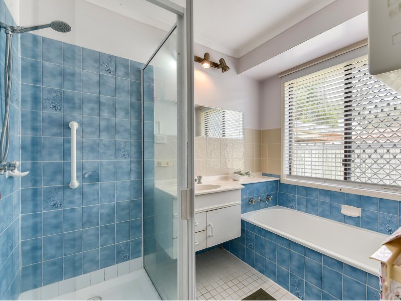 6 Burrumbeet Street, Petrie QLD 4502