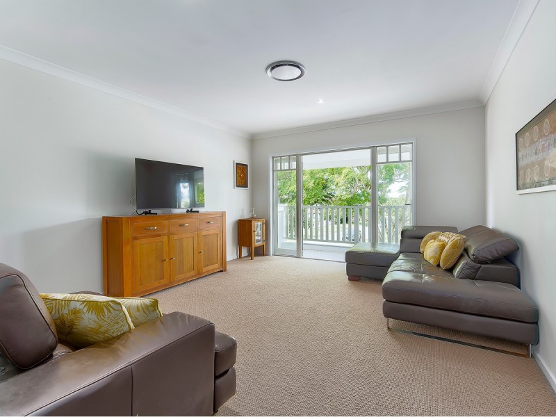 28 Handcroft Street, Wavell Heights QLD 4012