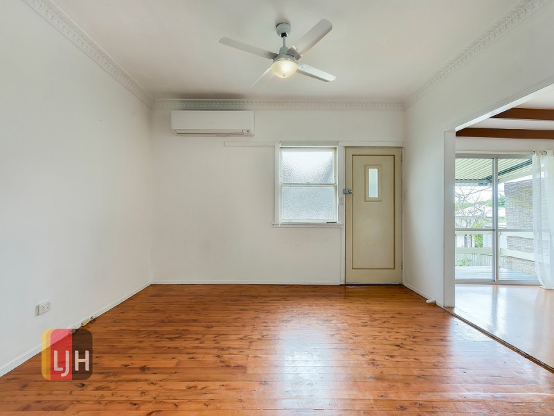 No. 19 Wirega Street, Wavell Heights QLD 4012