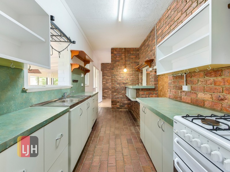 69 Pullen Road, Everton Park QLD 4053