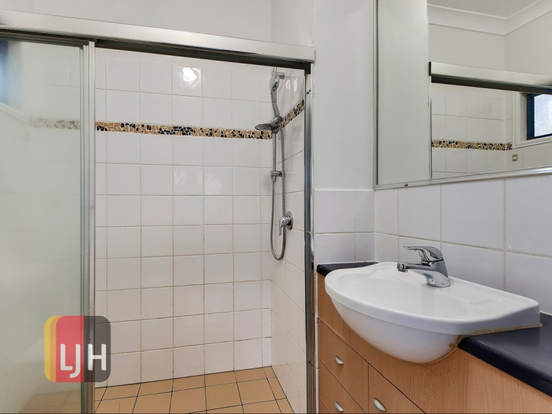 12/63 Barron Street, Gordon Park QLD 4031