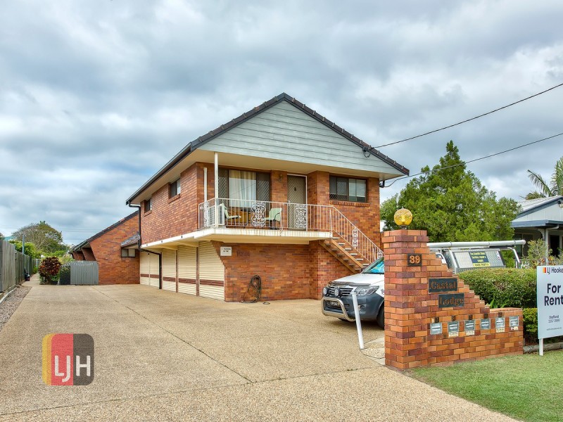 2/39 Ellen Street, Woody Point QLD 4019