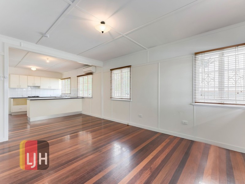 19 Thuruna Street, Stafford QLD 4053