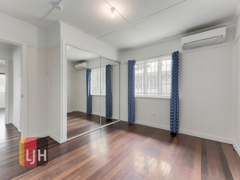 19 Thuruna Street, Stafford QLD 4053