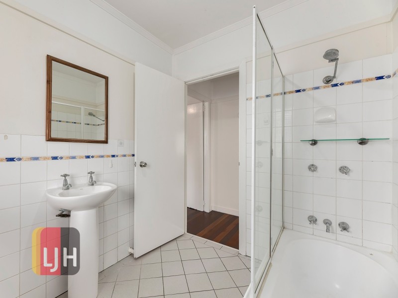 19 Thuruna Street, Stafford QLD 4053