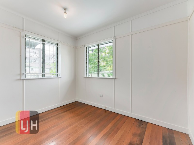 19 Thuruna Street, Stafford QLD 4053