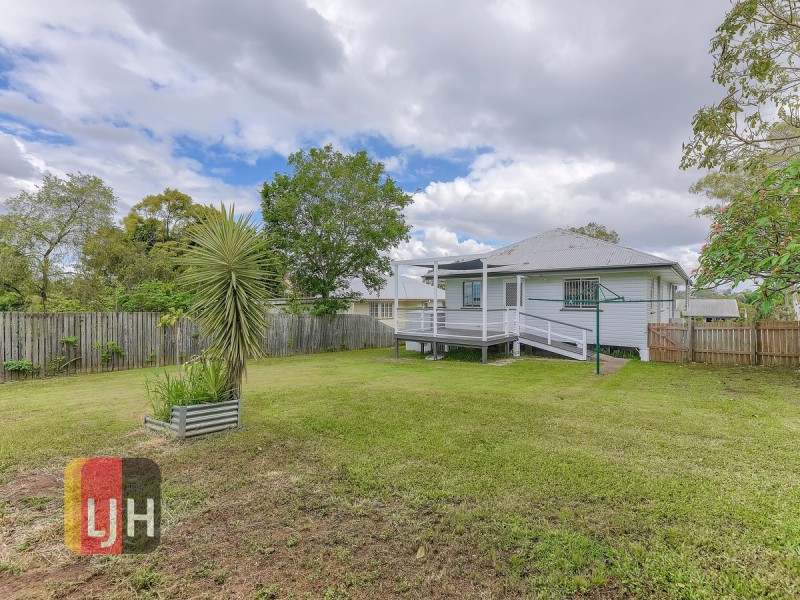 19 Thuruna Street, Stafford QLD 4053