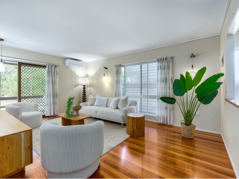 43 Landscape Street, Stafford Heights QLD 4053