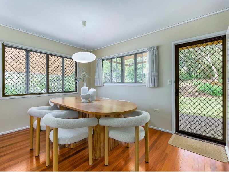 43 Landscape Street, Stafford Heights QLD 4053