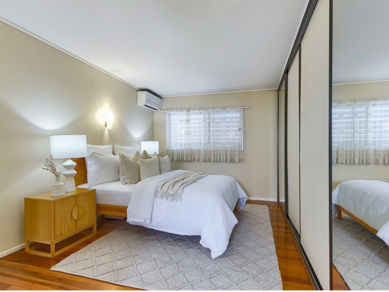 43 Landscape Street, Stafford Heights QLD 4053