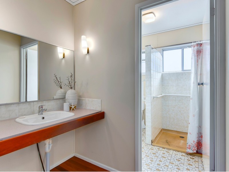 43 Landscape Street, Stafford Heights QLD 4053