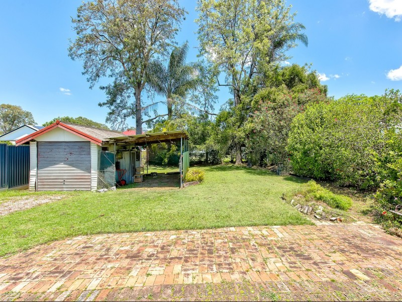 16 Brennan Street, Stafford QLD 4053