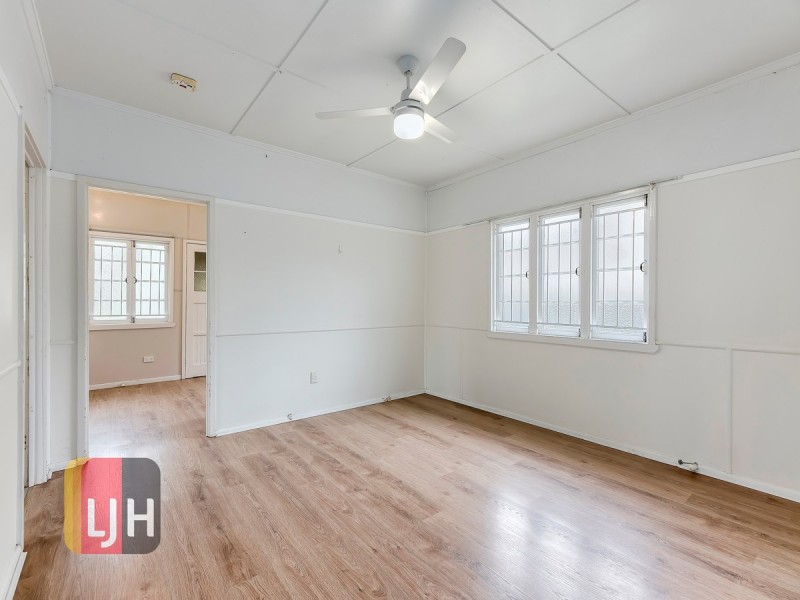 38 Hoolan Street, Stafford QLD 4053