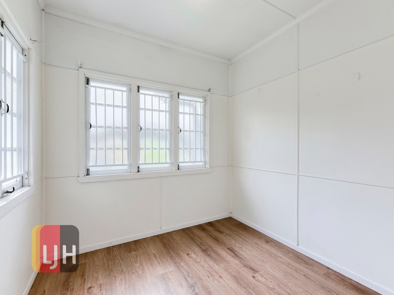 38 Hoolan Street, Stafford QLD 4053