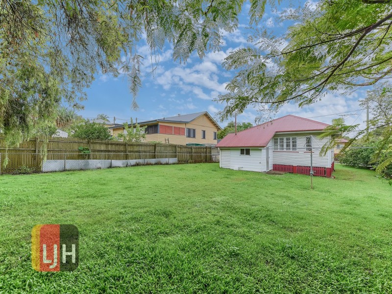 38 Hoolan Street, Stafford QLD 4053