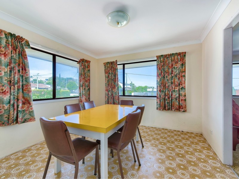 60 Dunedoo Street, Stafford QLD 4053