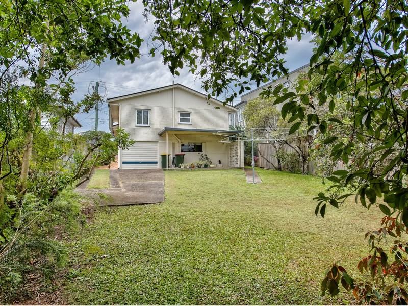 98 Pateena Street, Stafford QLD 4053