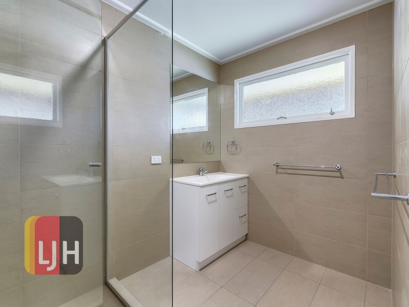 22 Redgrave Street, Stafford Heights QLD 4053