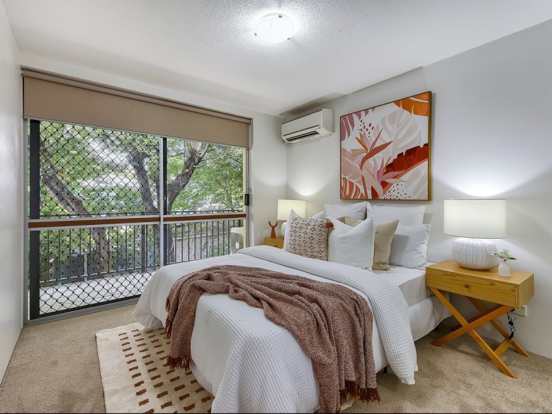 2/88 Haig Street, Gordon Park QLD 4031