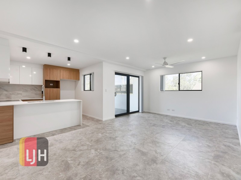 4/27 Elwyn Street, Northgate QLD 4013