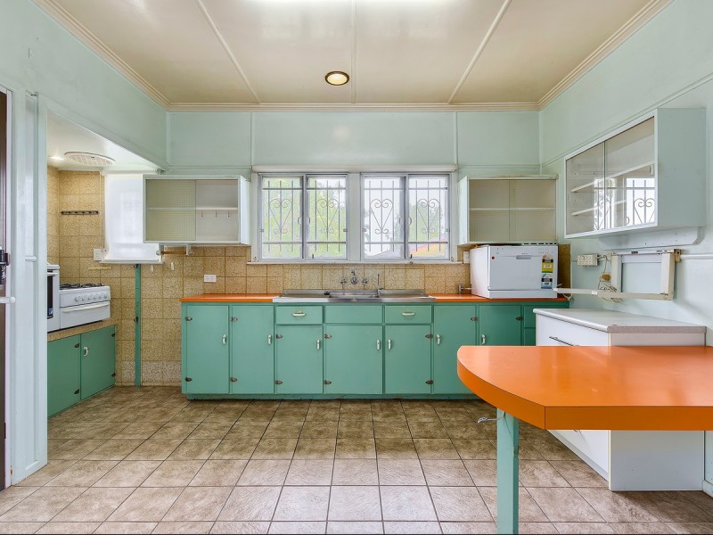 312 Webster Road, Stafford Heights QLD 4053