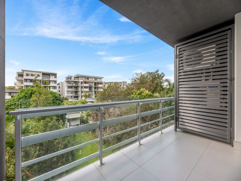 301/19 Isedale Street, Wooloowin QLD 4030