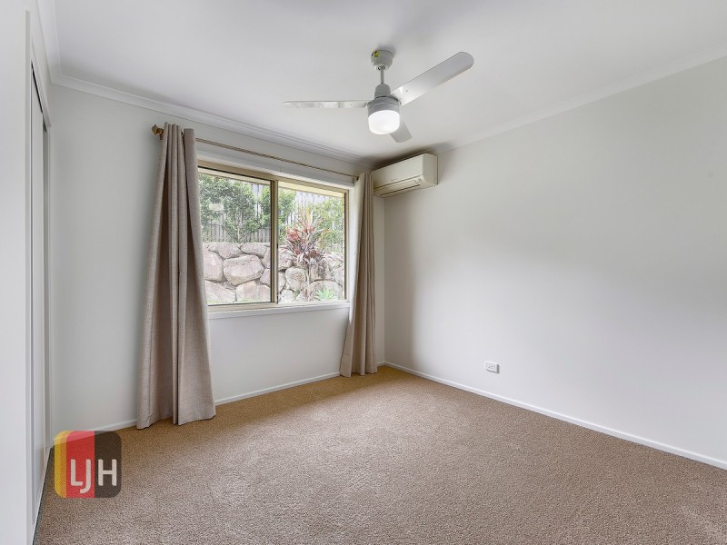 7 Harlow Place, Mcdowall QLD 4053