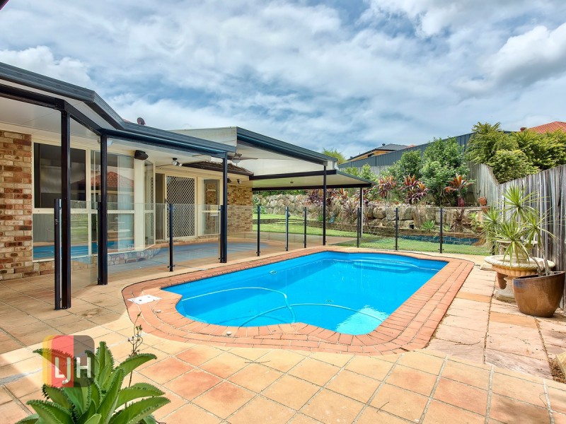 7 Harlow Place, Mcdowall QLD 4053