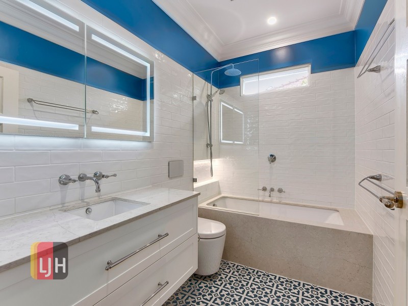 24 Tindal Street, Gordon Park QLD 4031