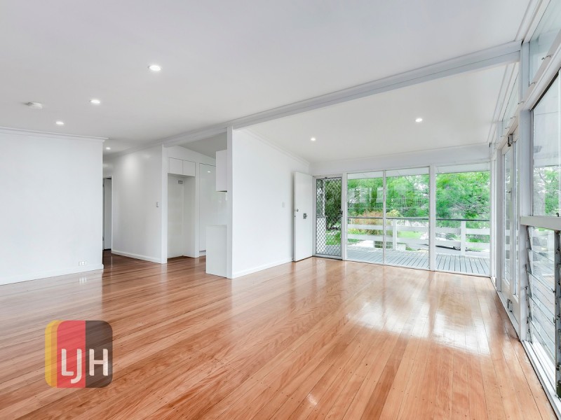 10 Sarina Street, Stafford Heights QLD 4053