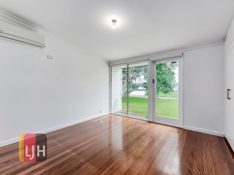 10 Sarina Street, Stafford Heights QLD 4053