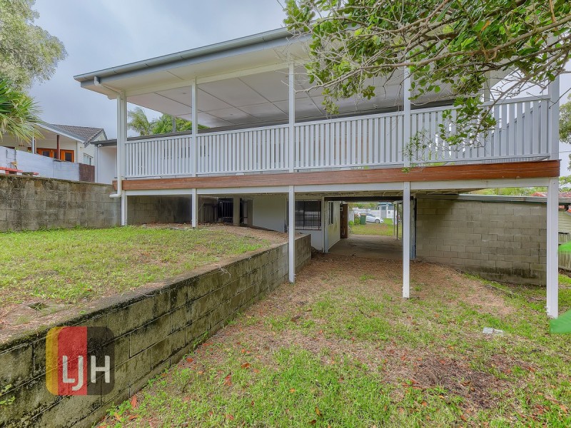 10 Sarina Street, Stafford Heights QLD 4053