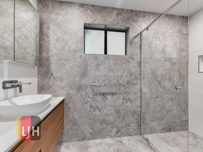 1/27 Elwyn Street, Northgate QLD 4013