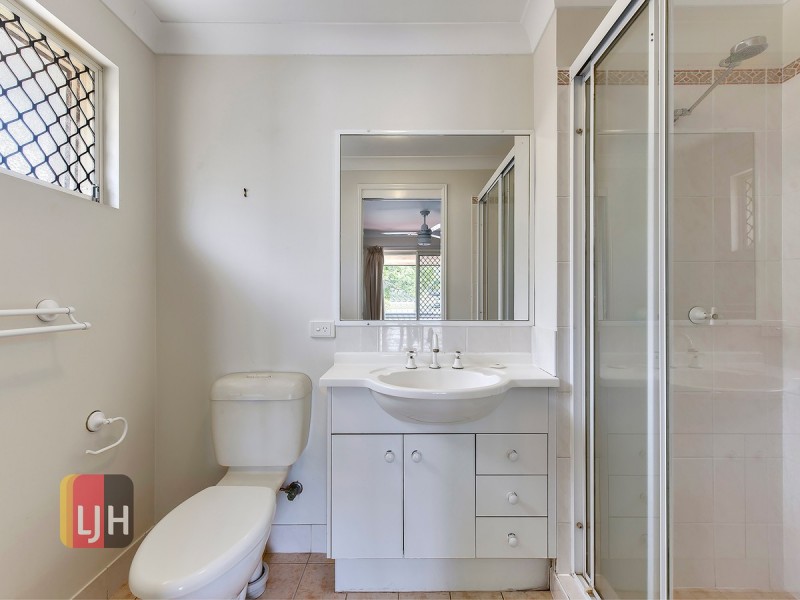 Unit 4/73 Erneton Street, Newmarket QLD 4051