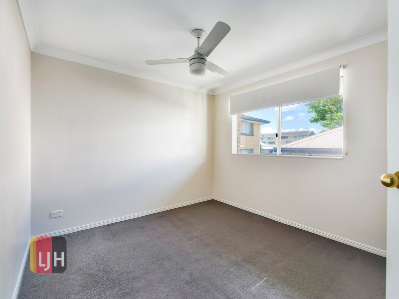 Unit 4/73 Erneton Street, Newmarket QLD 4051