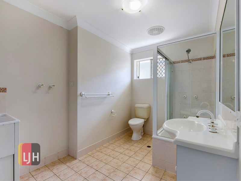 Unit 4/73 Erneton Street, Newmarket QLD 4051