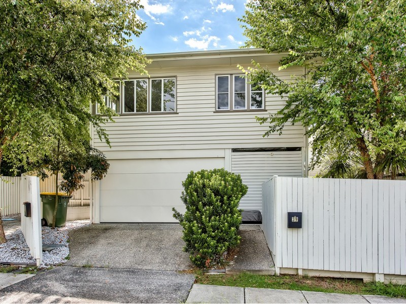 39 Buddina Street, Stafford QLD 4053